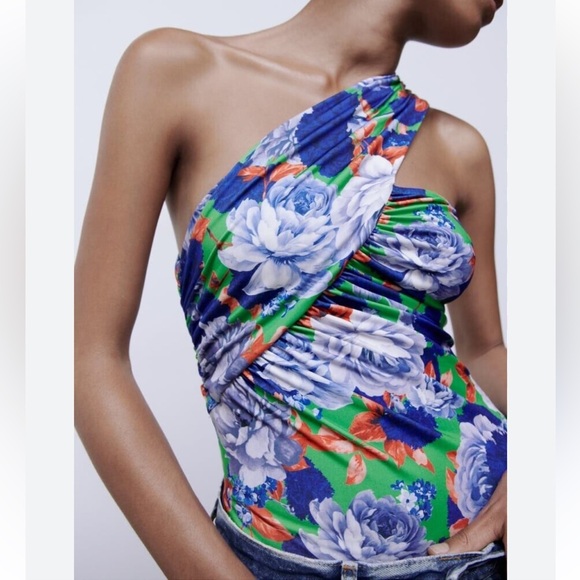 NWT ZARA Floral Asymmetrical One
Shoulder Bodysuit Size L - Picture 3 of 6